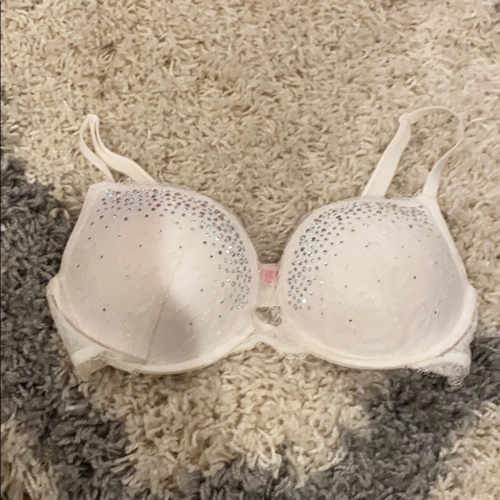 Women’s Victoria’s Secret Bra